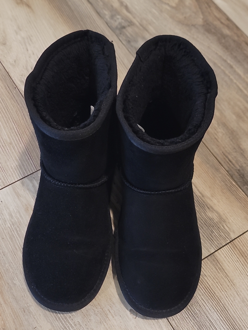 Fun Minnetonka Ankle Boots